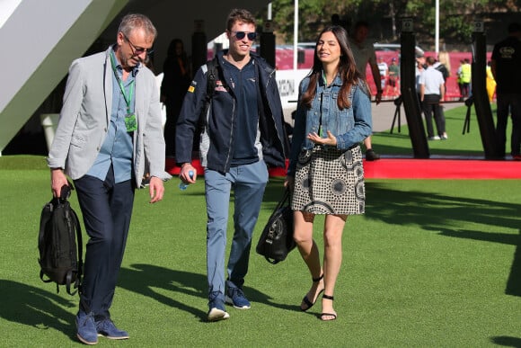 Daniil Kvyat et Kelly Piquet, fille de Nelson Piquet - Ambiance dans le paddock du grand prix de formule 1 de Barcelone le 13 mai 2017.
