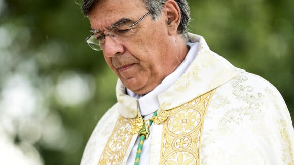 Mgr Michel Aupetit répond enfin aux rumeurs de liaison avec une femme : "C'est une belle personne"