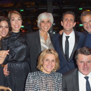 Exclusif - Marie-Georges Benbunan, Mathilde Favier, Linda Pinto, Alain Toledano, Steve Suissa, Christian Estrosi et sa femme Laura Tenoudji - Soirée de gala de l'Institut Rafaël au Pavillon Gabriel à Paris. Le 13 décembre 2021. © Erez Lichtfeld / Bestimage