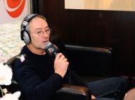 Star Ac' : Regardez Michael Jones balancer sur Pascal Nègre... et faire une spéciale dédicace à Purepeople !