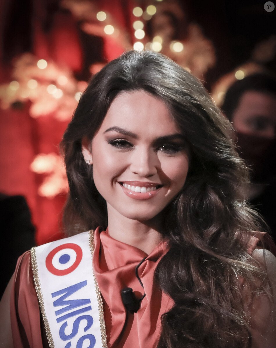 2022 | MISS FRANCE | DIANA LEYRE 6752404-exclusif-diane-leyre-miss-france-2022-950x1200-2