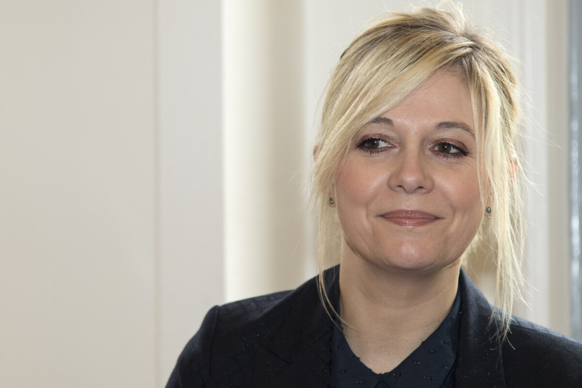 Photo : Flavie Flament lors de la remise du rapport de la mission de  consensus sur les délais de prescription applicables aux crimes sexuels  commis sur les mineurs au ministère à Paris,