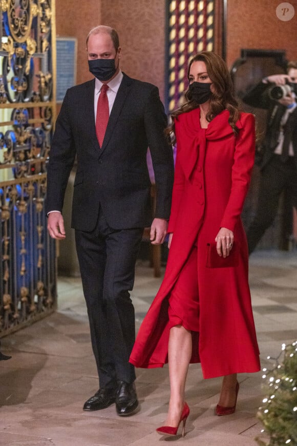 Le prince William, duc de Cambridge, et Catherine (Kate) Middleton, duchesse de Cambridge, assistent au service de chant communautaire Together At Christmas à l'abbaye de Westminster, à Londres, Royaume Uni, le 8 décembre 2021.