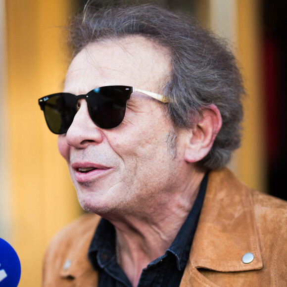 Philippe Manoeuvre - Arrivée à la journée Spécial Johnny au Grand Rex "Son rève américain". © Tiziano Da Silva / Bestimage