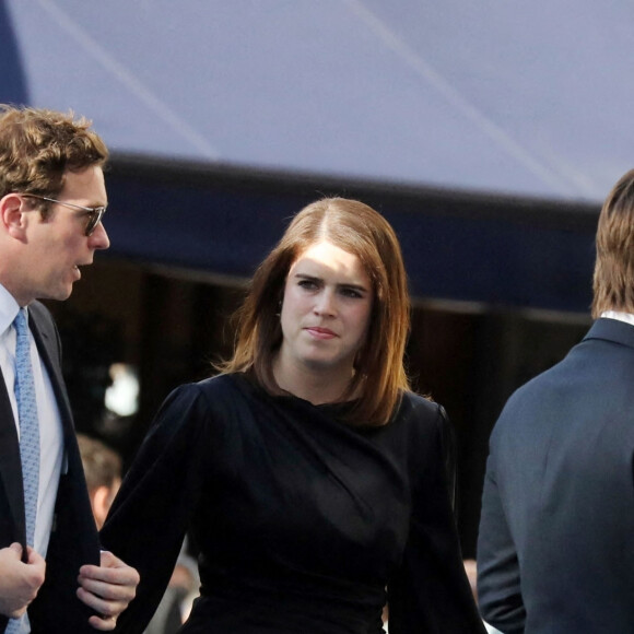 La princesse Eugenie et son mari Jack Brooksbank - Les duchesses d'York représentent la famille royale du Royaume Uni au mariage du prince Phílippos de Grèce et de Nina Flohr à Athènes le 23 octobre 2021. 