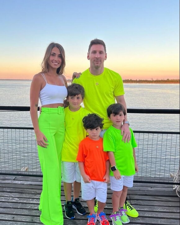 Lionel Messi a posté cette photo de famille très moquée sur la Toile.