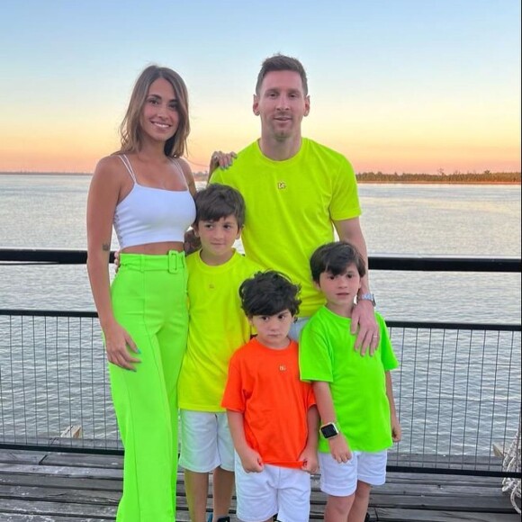Lionel Messi a posté cette photo de famille très moquée sur la Toile.