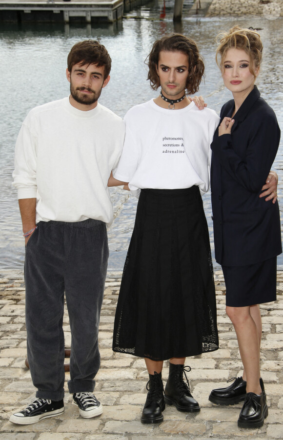 Clément Rémiens, Nicolas Anselmo, Catherine Davydzenka "Ici tout commence" - Photocall lors du Festival de la Fiction de La Rochelle. Le 18 septembre 2021 © Christophe Aubert via Bestimage