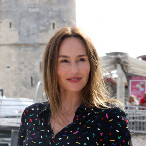 "Ici tout commence" - Vanessa Demouy de "Ici tout commence" - Festival de la Fiction de La Rochelle. Le 18 septembre 2021 © Jean-Marc Lhomer / Bestimage