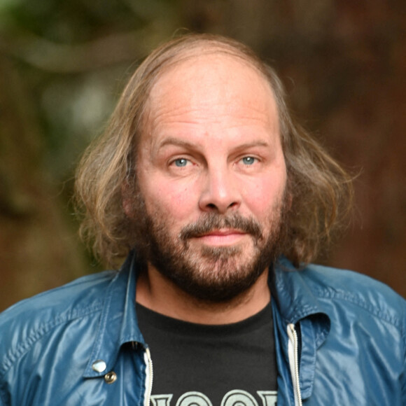 Philippe Katerine - Photocall du film "La Pièce Rapportée" - Festival du film Francophone d'Angoulême. Le 29 août 2020. © Guirec Coadic / Bestimage