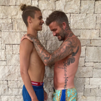 David Beckham : Son fils Romeo (19 ans) le copie avec un gros tatouage dans le cou