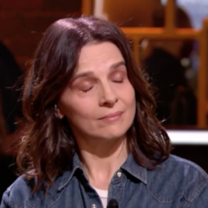 Juliette Binoche balance sur l'acteur américain ultra connu qui lui a fait "du genou sous la table pendant une audition" dans l'émission "On est en direct" sur France 2.