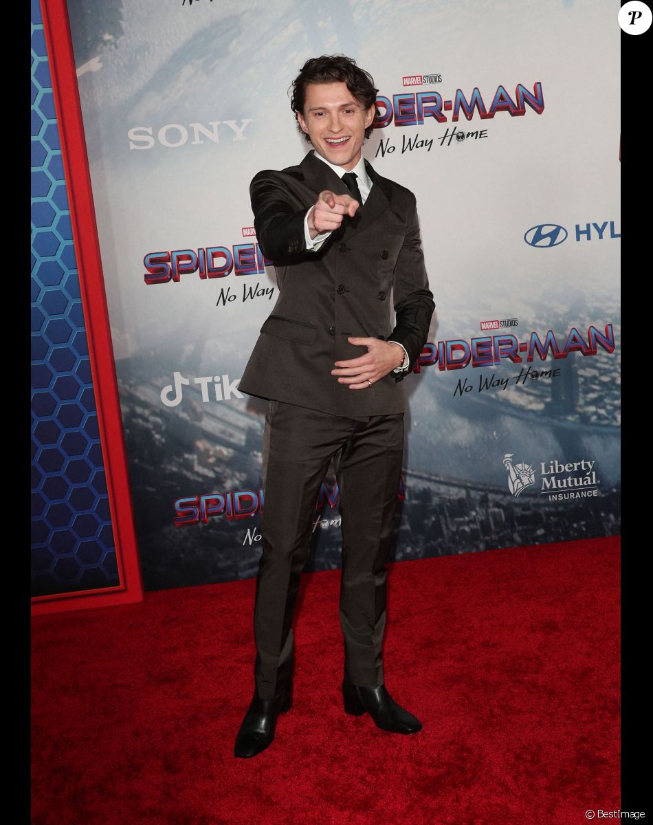 Tom Holland à la première du film "Spider-Man: No Way Home" à Los Angeles, le 13 décembre 2021.