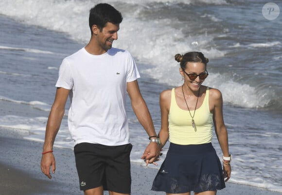 Novak Djokovic passe ses vacances avec sa femme Jelena et ses enfants Stefan et Tara sur une plage de Marbella en Espagne le 1er aout 2019.