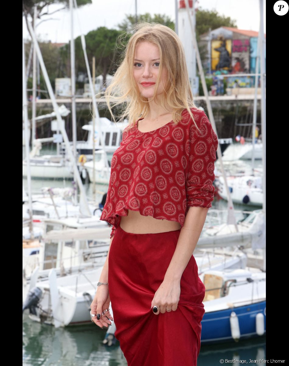 Romane Jolly - Photocall de la série "Mon Ange" lors du Festival de la Fiction de La Rochelle. Le 18 septembre 2021 © Jean-Marc Lhomer / Bestimage
