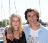 Romane Jolly et Axel Naroditzky - Equipe du téléfilm "Fugueuse" - Photocall lors du Festival de la Fiction de La Rochelle. Le 17 septembre 2021 © Jean-Marc Lhomer / Bestimage