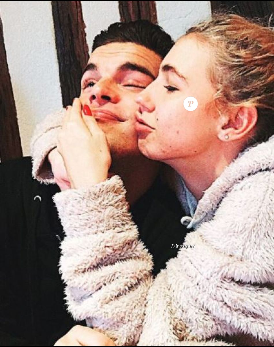 Julien Castaldi en couple avec une certaine Kiara.