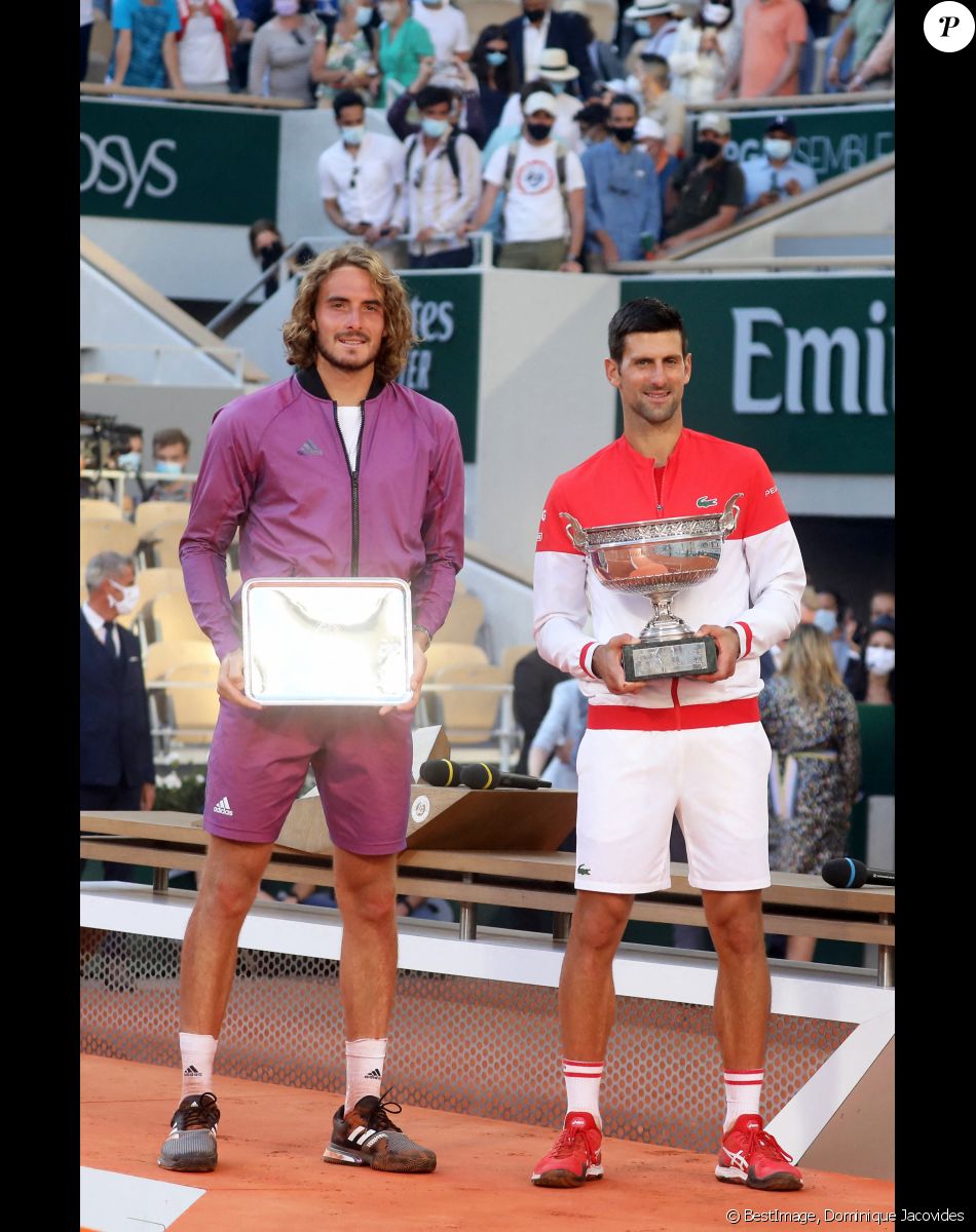 Stefanos Tsitsipas, Novak Djokovic - Novak Djokovic s'est imposé face à Stefanos Tsitsipas en finale des internationaux de tennis de Roland Garros à Paris, le 13 juin 2021. © Dominique Jacovides/Bestimage
