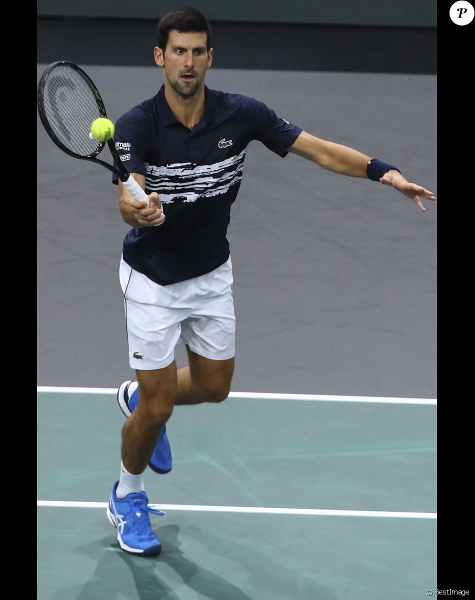 Novak Djokovic lors du tournoi Rolex Paris Masters 2019, le 1er novembre 2019.