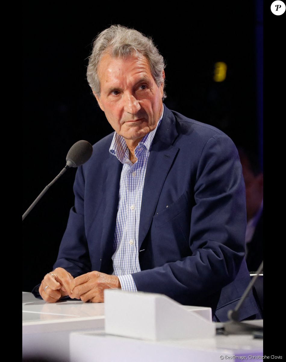 Jean-Jacques Bourdin - Conférence de presse de rentrée de BFMTV saison 2021/2022 à l'Altice Campus à Paris, France, le 25 août 2021. © Christophe Clovis/Bestimage
