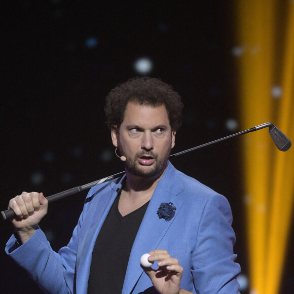 Exclusif - Eric Antoine - Enregistrement de l'émission "Tout le monde chante contre le cancer" au Palais des Congrès à Paris, diffusée le 23 décembre sur W9. © Giancarlo Gorassini-Cyril Moreau / Bestimage