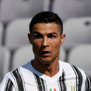 Cristiano Ronaldo de la Juventus FC lors du match de championnat Serie A opposant la Fiorentina à Juventus au stade Artemio Franchi à Florence, Italie, le 25 avril 2021. © Inside/Panoramic/Bestimage
