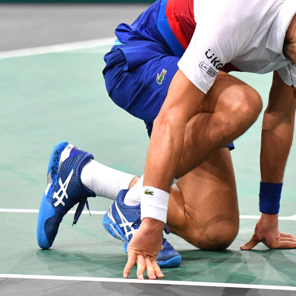 Novak Djokovic remporte la finale homme du Rolex Paris Masters face à Daniil Medvedev le 7 novembre 2021. © Veeren/Bestimage