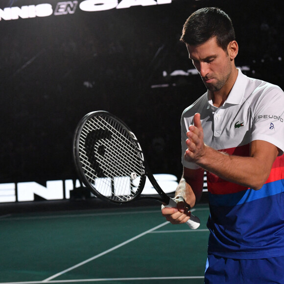 Novak Djokovic remporte la finale homme du Rolex Paris Masters face à Daniil Medvedev le 7 novembre 2021. © Veeren/Bestimage