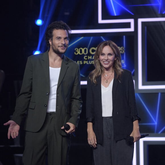 Claire Keim et Amir Haddad - Enregistrement de l'émission "300 Choeurs chantent Les plus beaux duos" à Paris. © Tiziano Da Silva / Bestimage