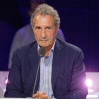 Jean-Jacques Bourdin, accusé de tentative d'agression sexuelle, "se retire temporairement" de BFMTV et RMC