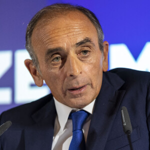 Eric Zemmour - E.Zemmour, candidat à l'élection présidentielle, présente ses voeux à la presse et le premier thème de son programme à son QG de campagne à Paris, le 10 janvier 2022. © Pierre Perusseau / Bestimage