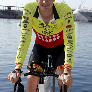 Yannick Agnel lors du Water Bike Challenge, au profit de la Fondation princesse Charlene de Monaco au départ du Yacht Club de Monaco le 17 juin 2018. © Jean-François Ottonello / Nice Matin / Bestimage