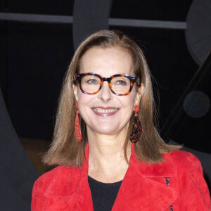 Carole Bouquet assiste au 2ème défilé de mode Haute-Couture 2022 "Chanel" au Grand Palais Ephémère à Paris. Le 25 janvier 2022 © Olivier Borde / Bestimage