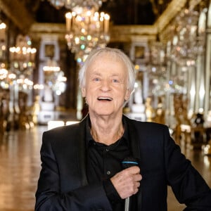 Exclusif  - Le chanteur Dave - Enregistrement de l'émission "La grande soirée du 31 à Versailles", qui sera diffusée sur France 2. Le 12 décembre 2020 © Tiziano Da Silva - Cyril Moreau / Bestimage 