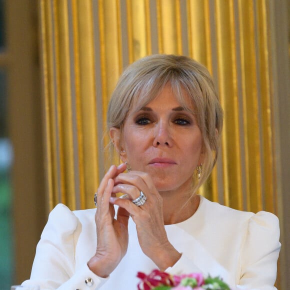 La première dame Brigitte Macron lors d'un dîner d'Etat au palais de l'Elysée à Paris