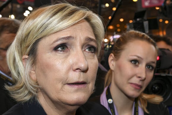 Marine Le Pen et Marion Maréchal lors du Salon International de l'Agriculture, 54e édition, à Paris, le 28 février 2017.