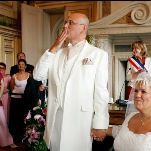 Mariage de Mimie Mathy et Benoist Gerard à Neuilly-sur-Seine.