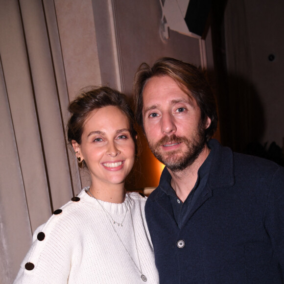 Ophélie Meunier et son mari Mathieu Vergne - Soirée d'inauguration du restaurant "Le Mimosa" à Paris, le 22 novembre 2021. © Rachid Bellak/Bestimage