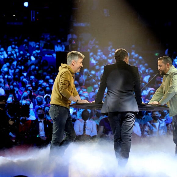 Exclusif - Jean-Luc Lemoine, Arthur Essebag, Majid Berhila - Enregistrement des 10 ans de l'émission "Vendredi tout est permis (VTEP)", présentée par A.Essebag et diffusée le 29 janvier sur TF1 © Jacovides-Moreau / Bestimage