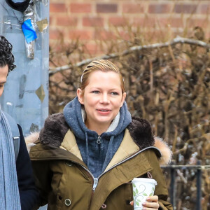 Michelle Williams et Thomas Kail sur le tournage de la série "Fosse/Verdon" à New York le 14 février 2019.