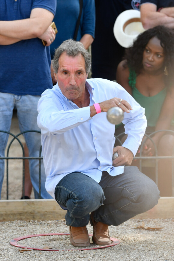 Jean-Jacques Bourdin lors du tournoi de pétanque des Toques Blanches Internationales au Jardin du Luxembourg à Paris, le 10 septembre 2018. © Bestimage