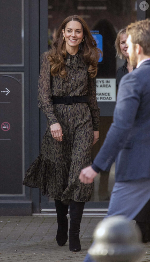 Kate Catherine Middleton, duchesse de Cambridge, arrive dans les locaux de "Shout", un service d'aide gratuit pour les personnes en détresse, à Londres. Le 26 janvier 2022