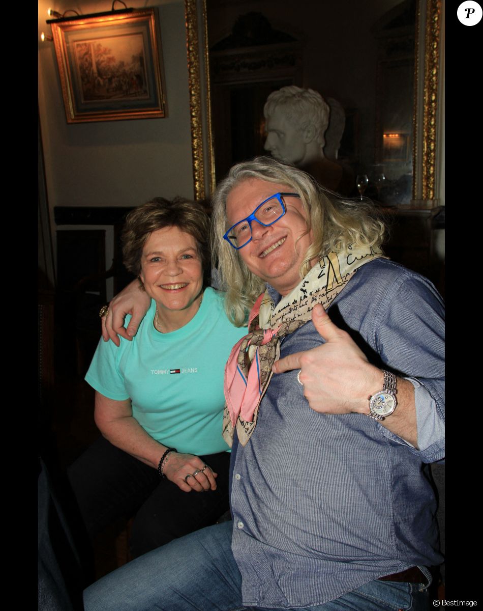 Sabine Paturel, Pierre-Jean Chalençon - People lors d'une soirée cocktail chez Pierre-Jean de Chalençon au Palais Vivienne à Paris. Le 2 février 2022