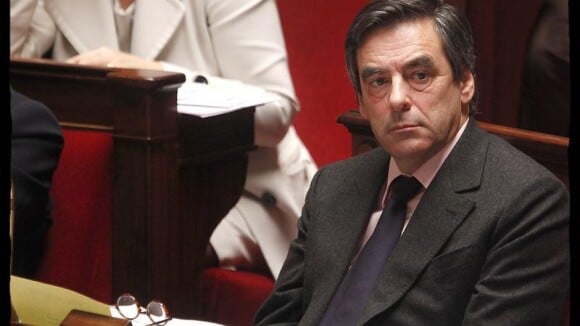 François Fillon est dévasté par la mort de Philippe Séguin... Regardez son hommage... L'enterrement aura lieu aux Invalides (réactualisé)