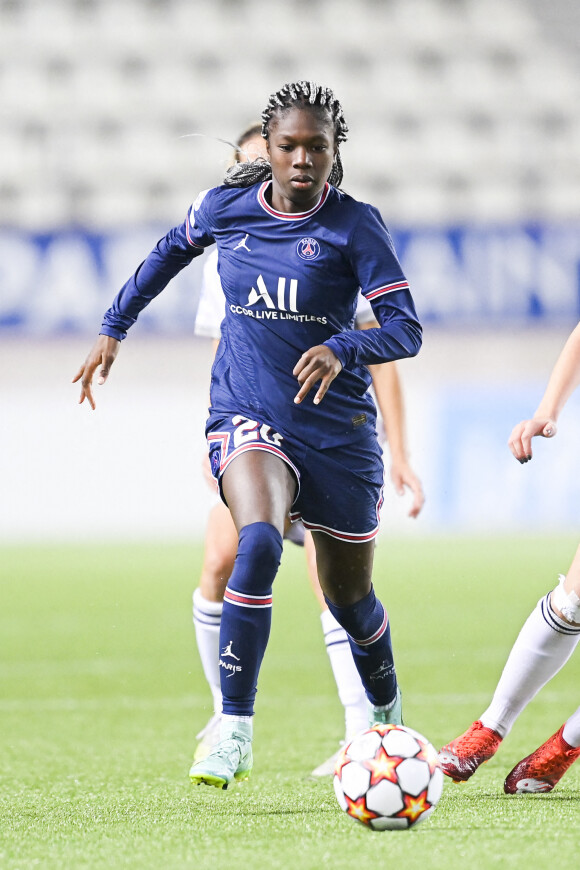 Aminata Diallo (PSG) : PSG vs WFC Kharkiv - UWCL, à Paris, France, le 13 octobre 2021. © Jean-Baptiste Autissier/Panoramic/Bestimage