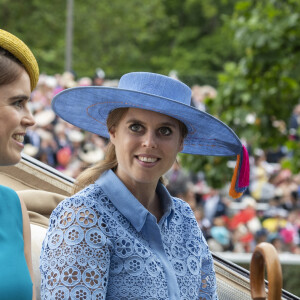 La princesse Beatrice d'York et la princesse Eugenie d'York - La famille royale britannique et les souverains néerlandais lors de la première journée des courses d'Ascot 2019, à Ascot, Royaume Uni, le 18 juin 2019.