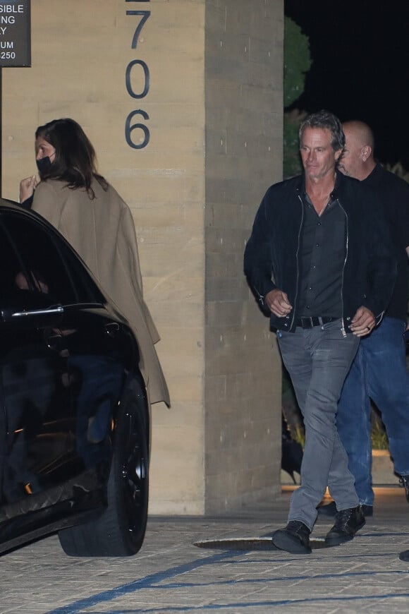 Exclusif - George Clooney, sa femme Amal, Cindy Crawford et son mari Rande Gerber sont allés dîner au Nobu à Malibu, Los Angeles, Californie, Etats-Un is, le 18 janvier 2022. 