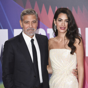 George et Amal Clooney arrivent à la première du film "The Tender Bar" pendant le 65ème festival du film de Londres le 10 octobre 2021. © Future-Image via ZUMA Press / Bestimage 