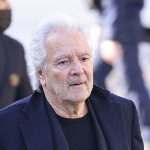 Pierre Arditi - Arrivées à la messe funéraire en hommage à Bernard Tapie en l'église Saint-Germain-des-Prés à Paris. Le 6 octobre 2021 © Jacovides-Moreau / Bestimage