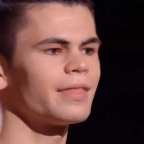 Axel rejoint l'équipe de Vianney dans "The Voice 11" - Émission du 12 février 2022, TF1